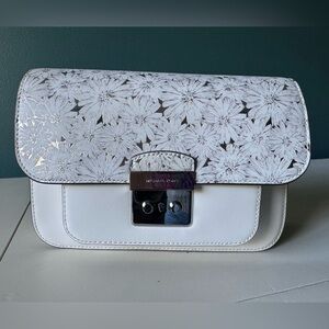 Michael Kors Sloan Editor Bag - White/Silver Floral Patterned